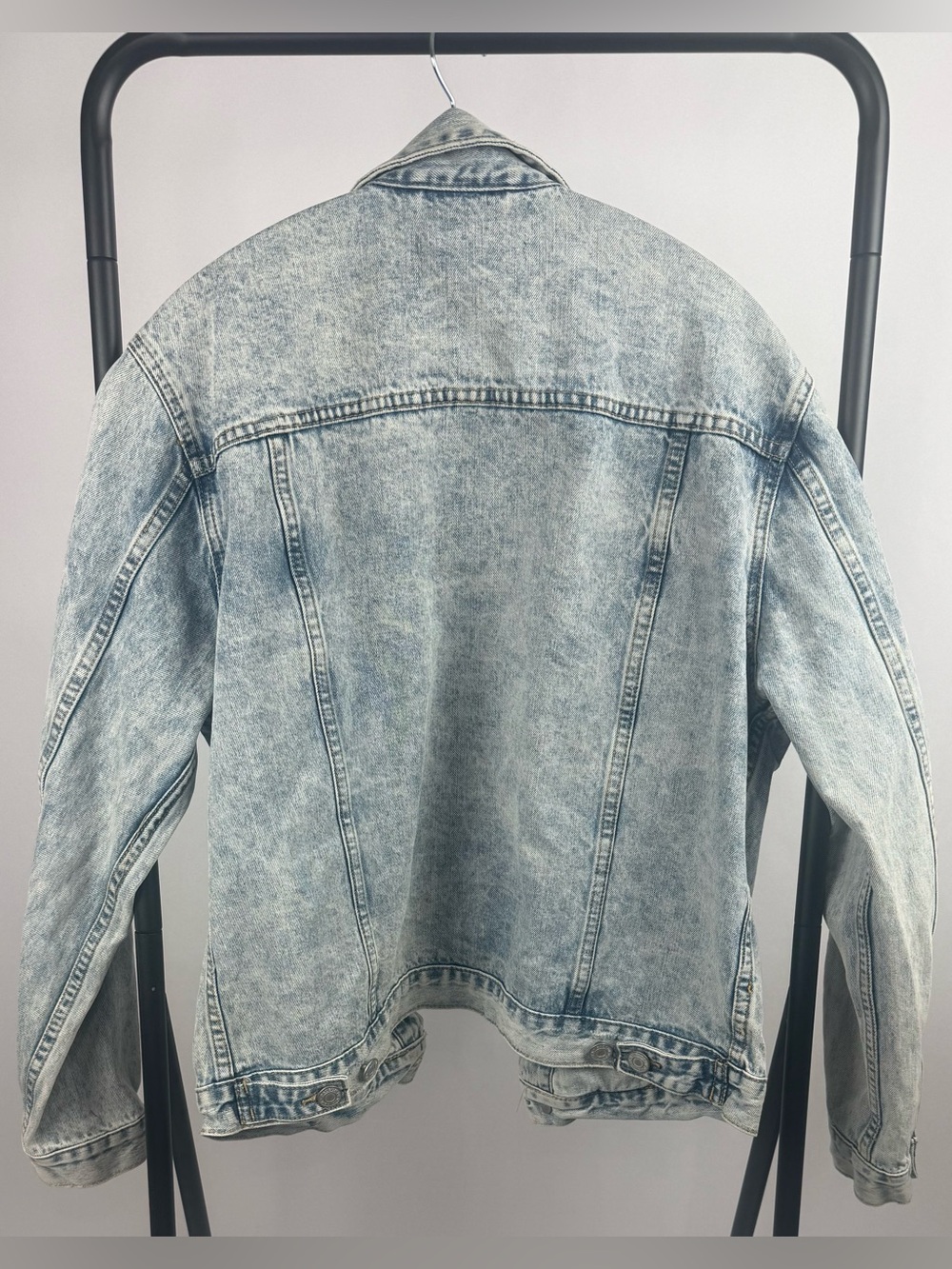 PacSun Relaxed Denim Trucker Jacket Light Wash Women’s Medium EUC - Picture 3 of 6